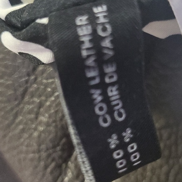 Marc By Marc Jacobs Gray Leather Shoulder Bag with Slouchy Design - Picture 14 of 16